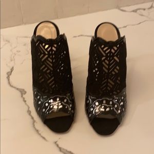 DESIGNER - Brand New never worn outside the store!